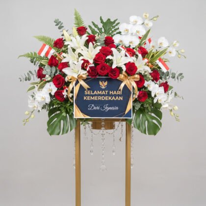 Standing Flower Merah Putih Elegan – Simbol Kemegahan dan Nasionalisme
